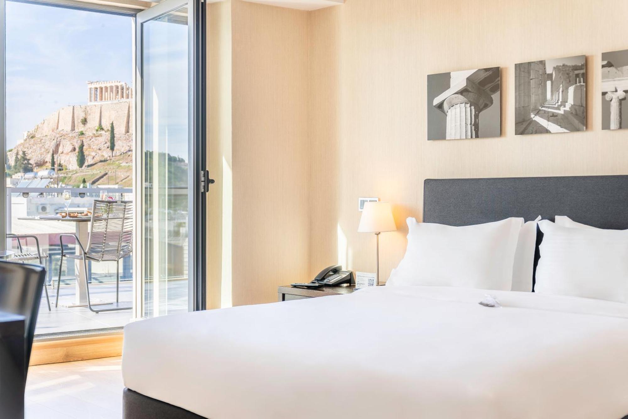 The Gate 4* Atena