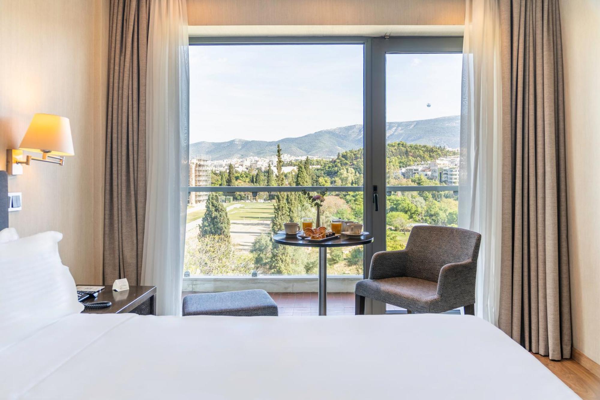 The Gate Hotel Atena