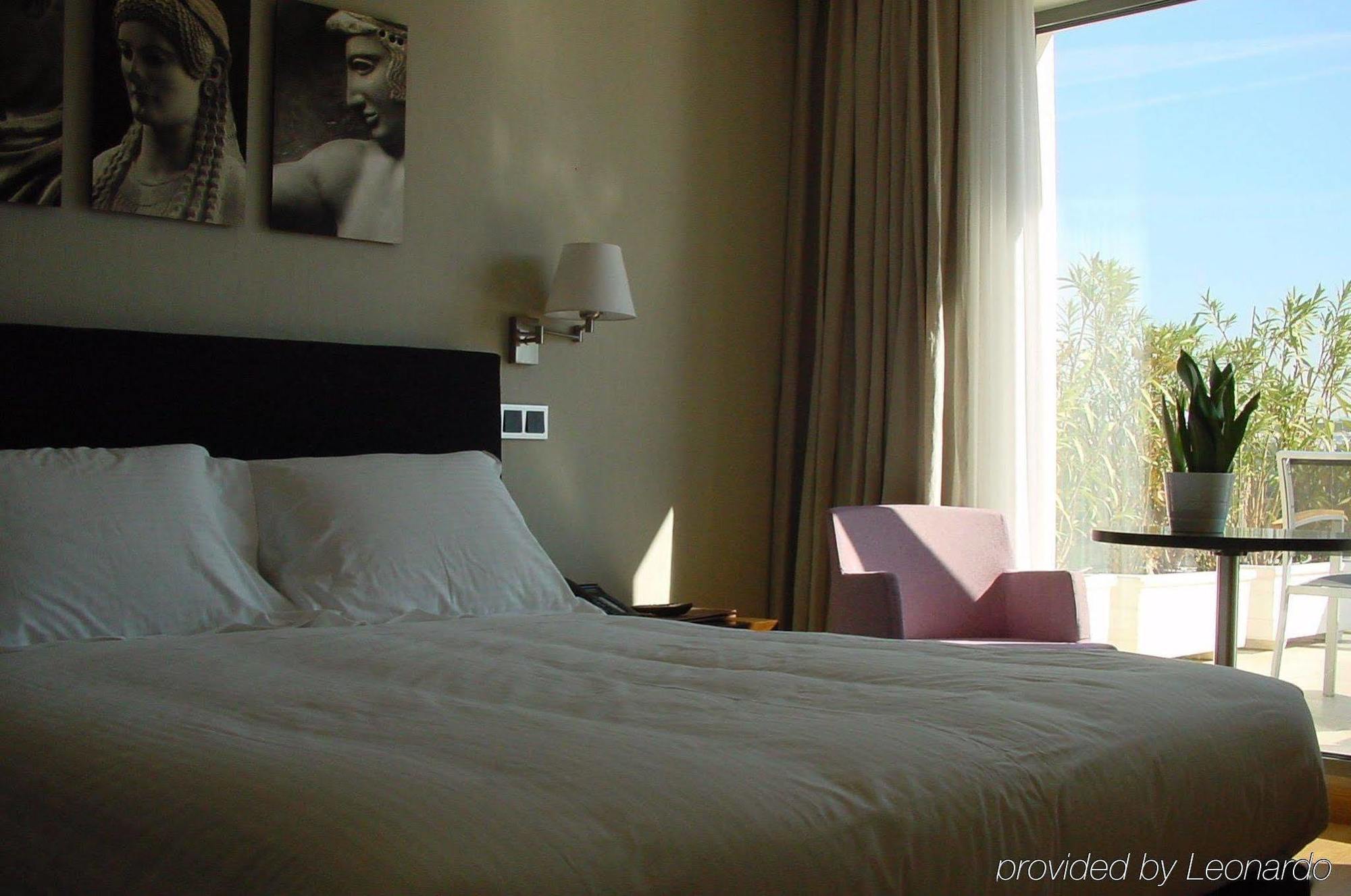The Gate Hotel Atena